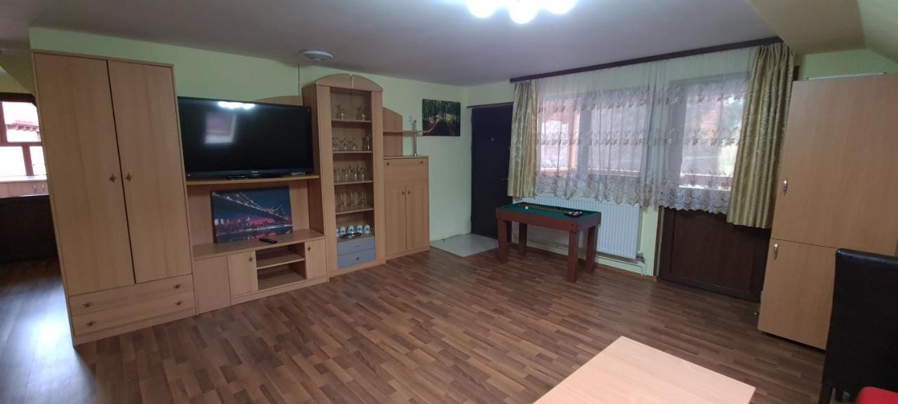 Pensiunea Aurora - Great Hostel Voineasa Zewnętrze zdjęcie