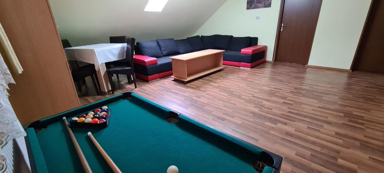 Pensiunea Aurora - Great Hostel Voineasa Zewnętrze zdjęcie