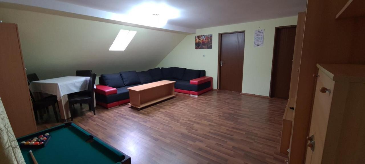 Pensiunea Aurora - Great Hostel Voineasa Zewnętrze zdjęcie